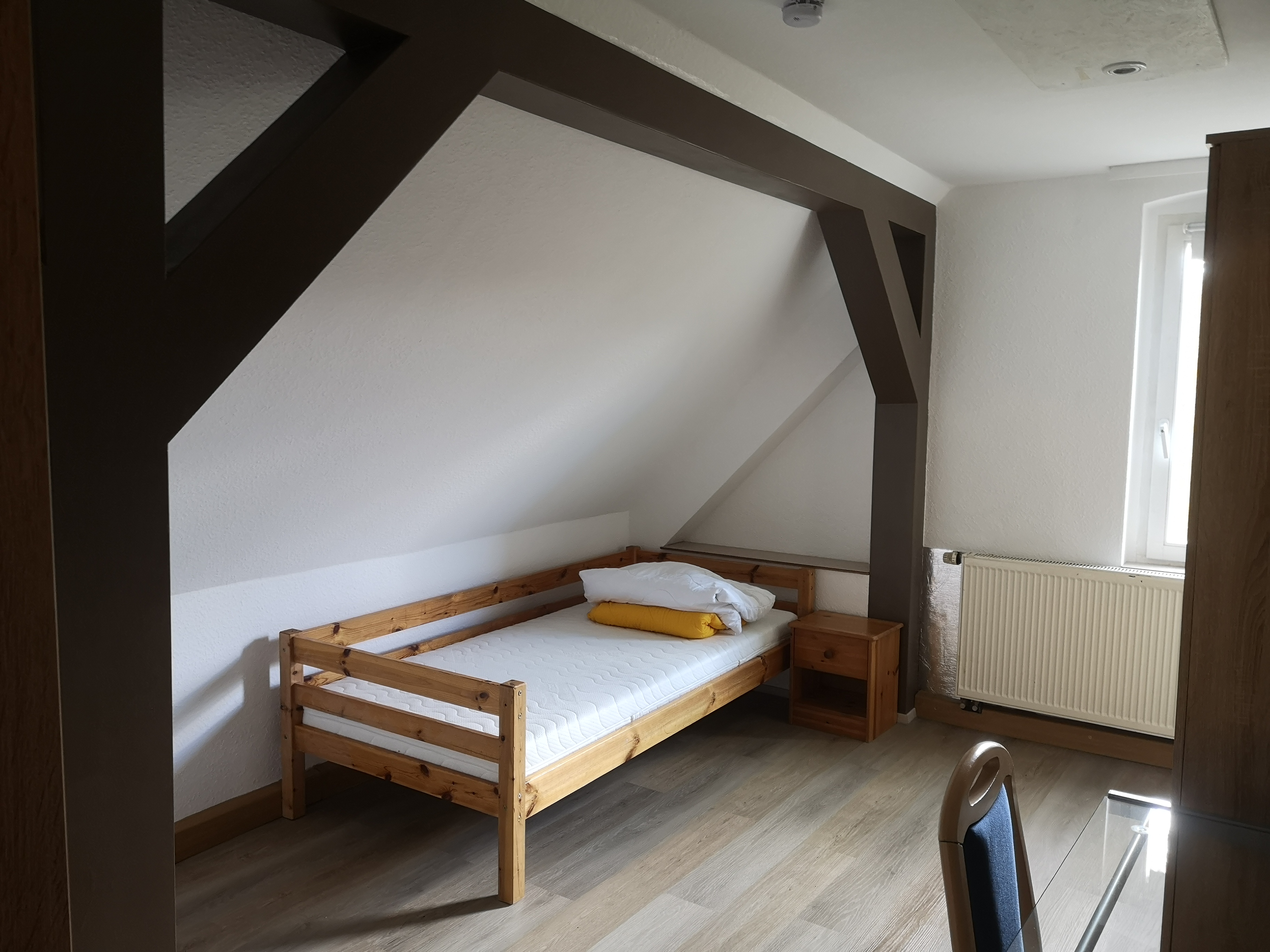 Jugendzimmer Jugendhaus Falkenberg (Beispiel)